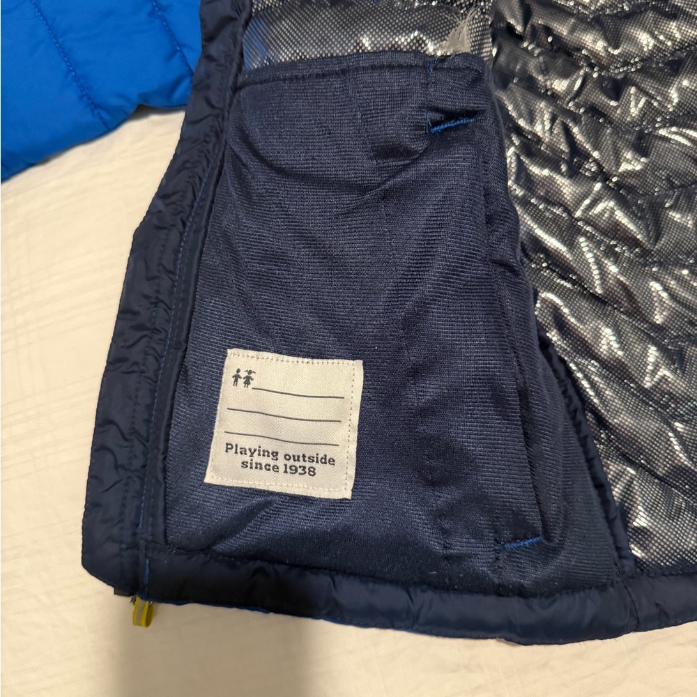 Columbia Kids Two-Tone Blue Puffer Jacket - Picture 4 of 8